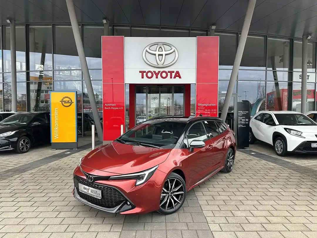 Toyota Corolla - Thumbnail 1