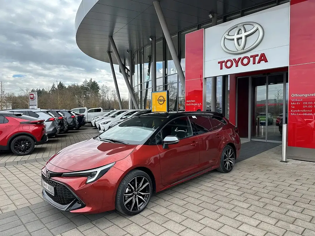 Toyota Corolla - Thumbnail 2