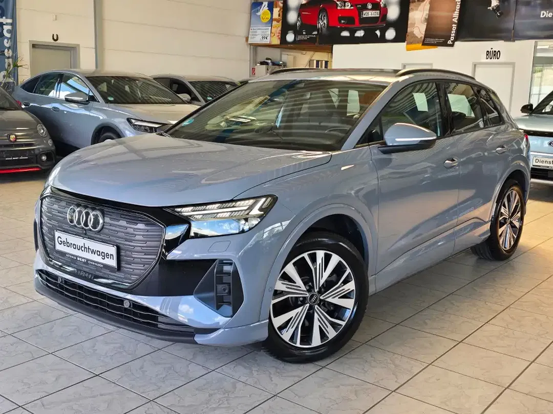 Audi Q4 e-tron - Thumbnail 1