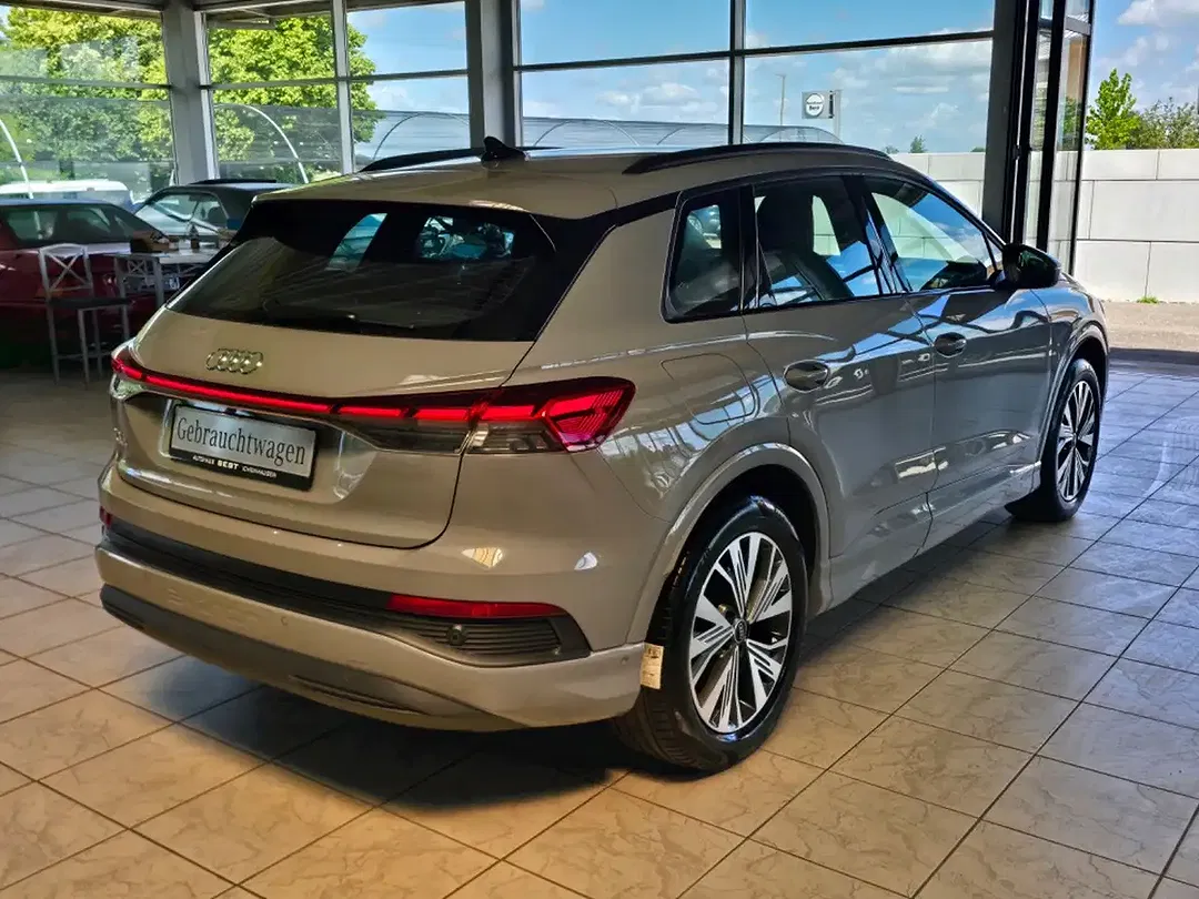 Audi Q4 e-tron - Thumbnail 6