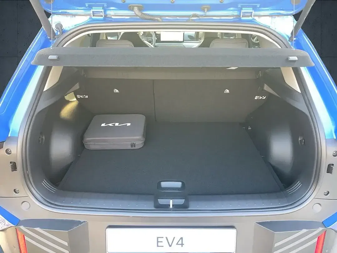 Kia EV4 - Thumbnail 14