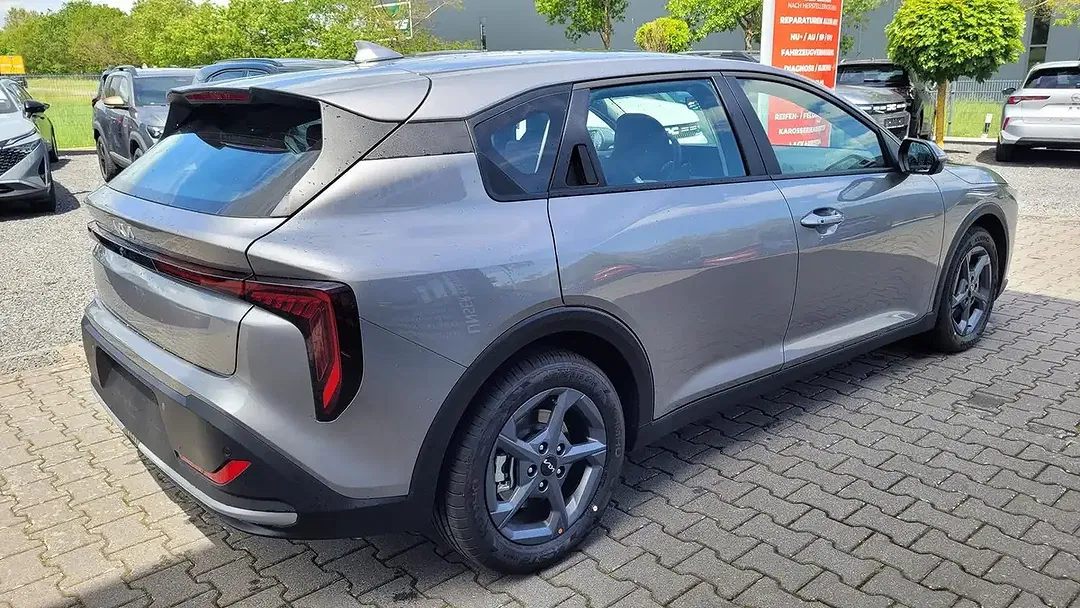 Kia K4 - Thumbnail 4