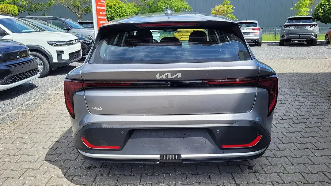 Kia K4 - Thumbnail 5