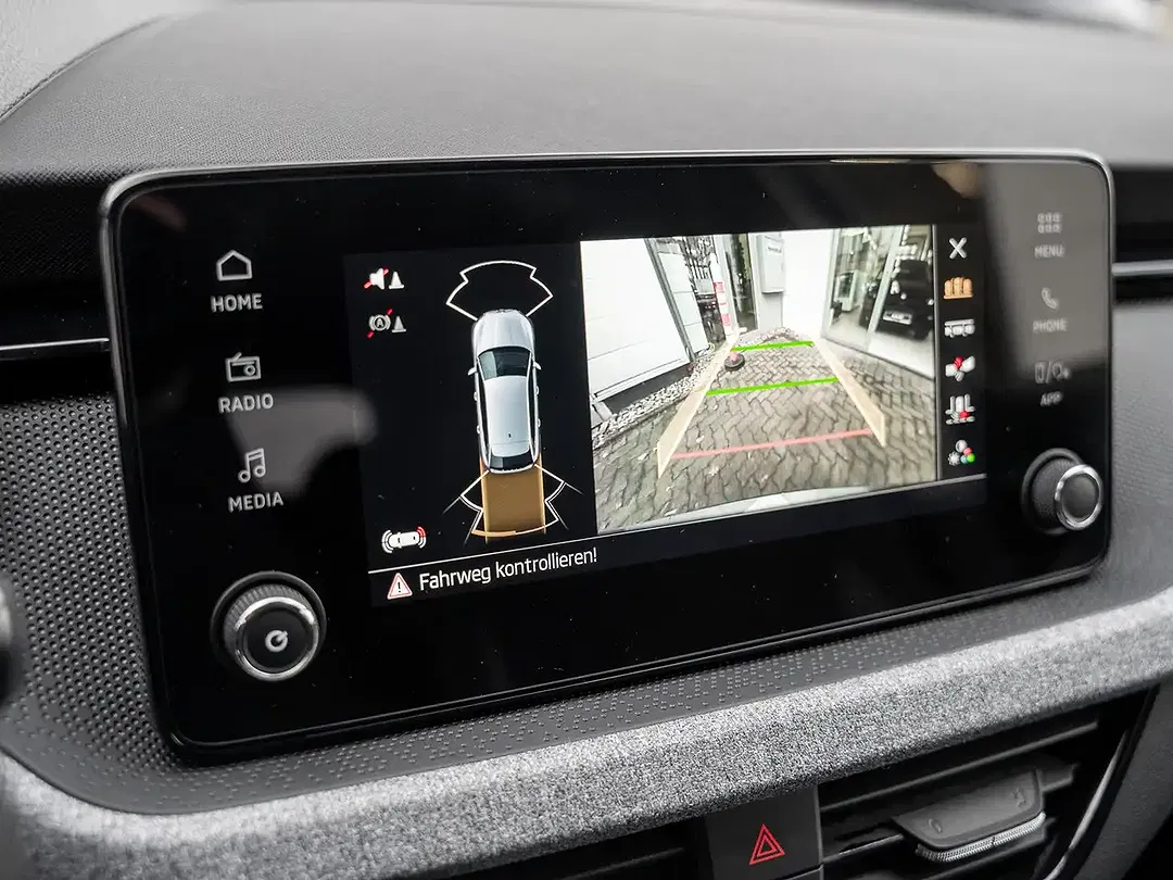 Skoda Scala - Thumbnail 13