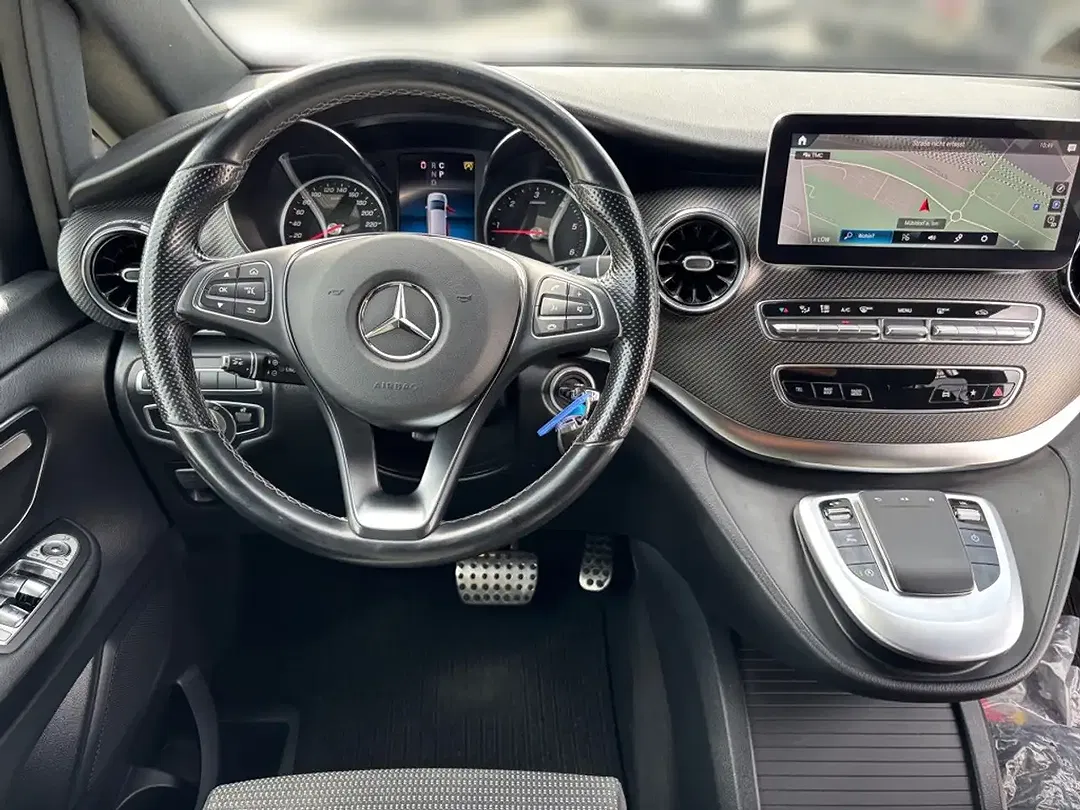 Mercedes-Benz V 250 - Thumbnail 10