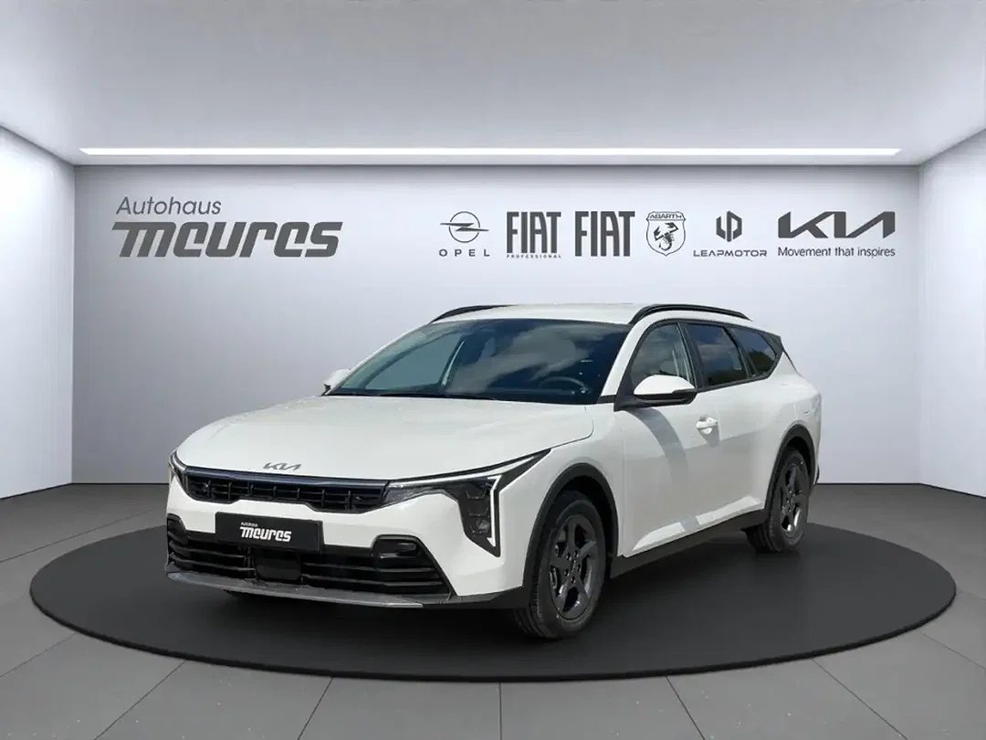 Kia K4 - Afbeelding 1