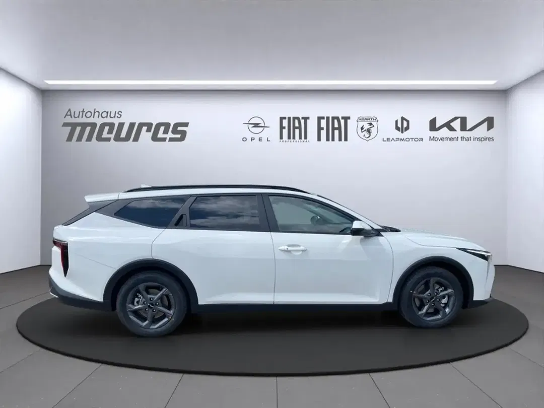Kia K4 - Thumbnail 5