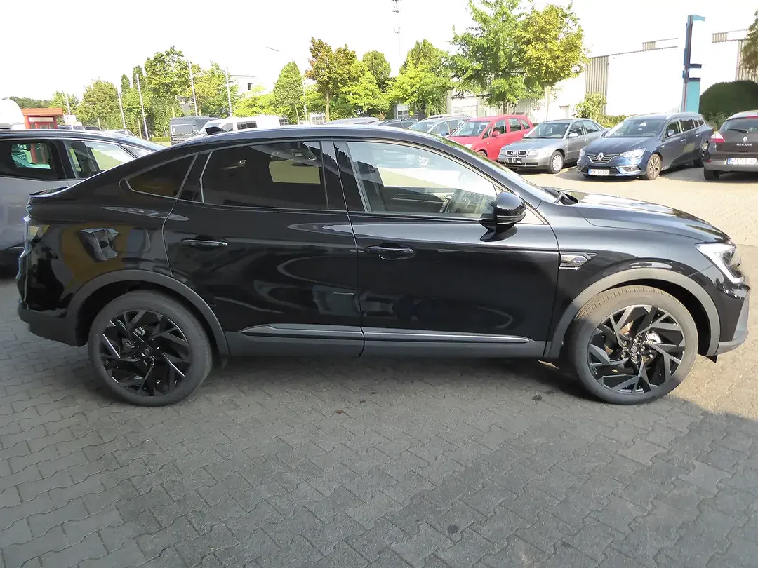 Renault Arkana - Thumbnail 4