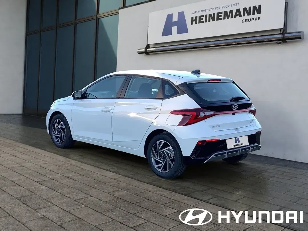 Hyundai i20 - Thumbnail 3