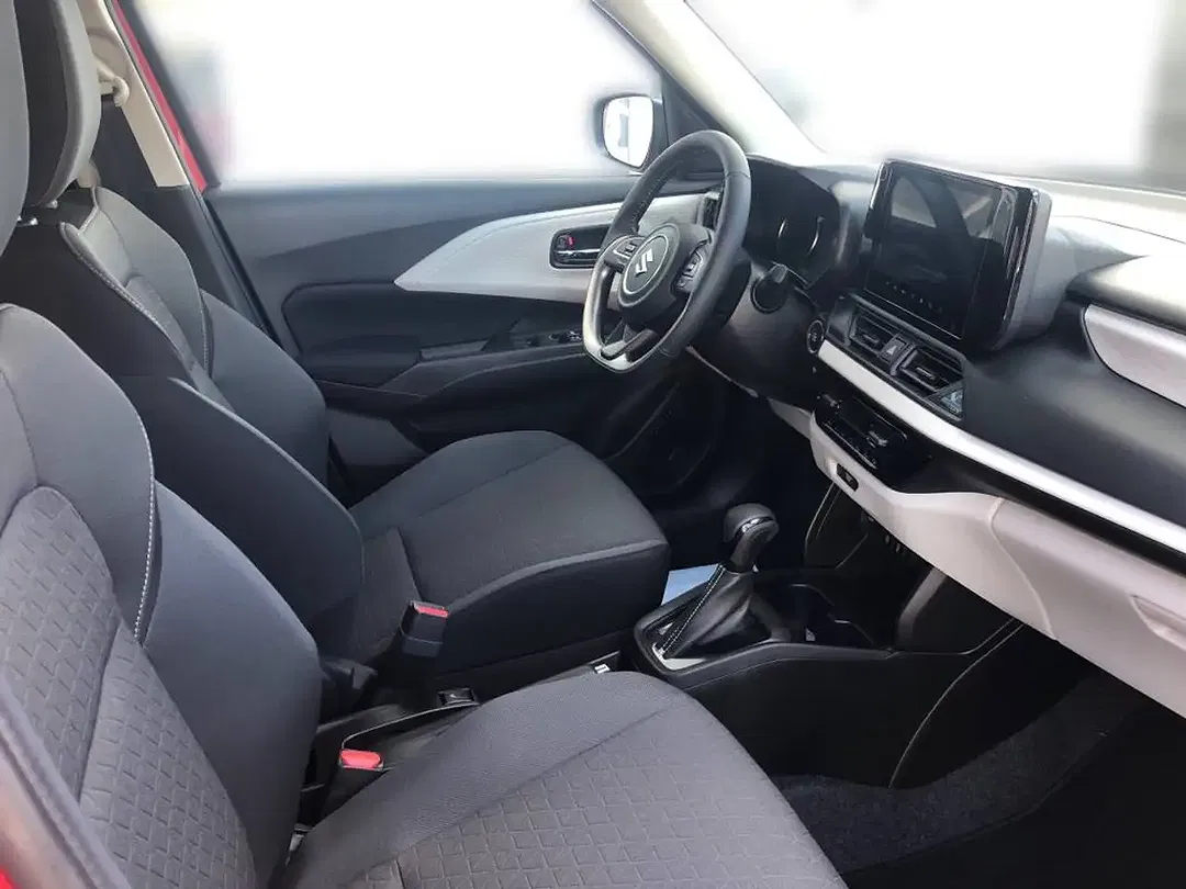 Suzuki Swift - Thumbnail 15