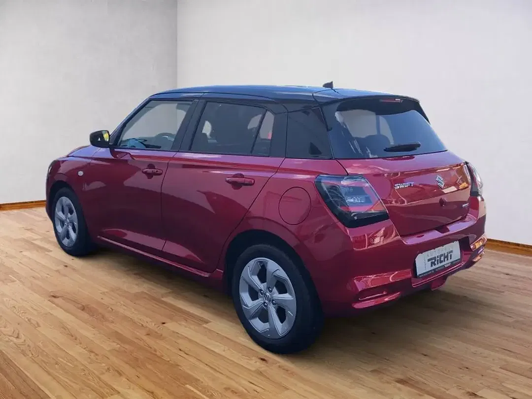 Suzuki Swift - Thumbnail 3