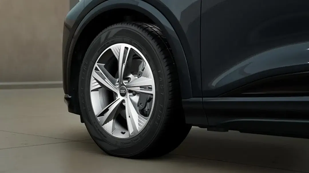 Audi Q6 e-tron - Thumbnail 10