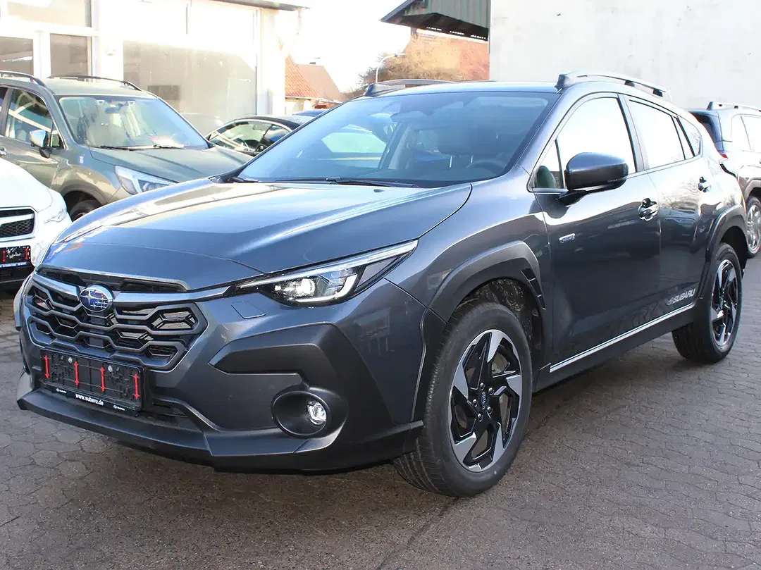 Subaru Crosstrek - Thumbnail 2