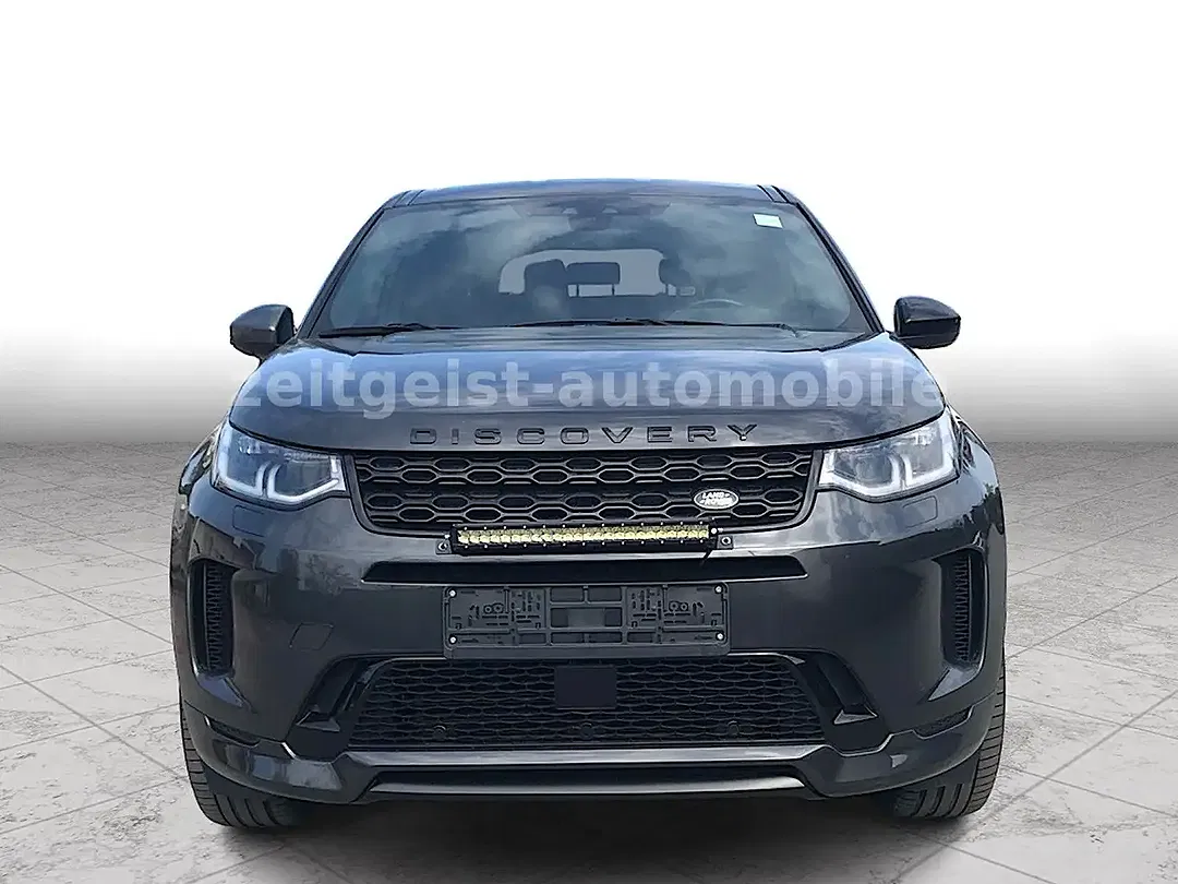 Land Rover Discovery Sport - Thumbnail 2