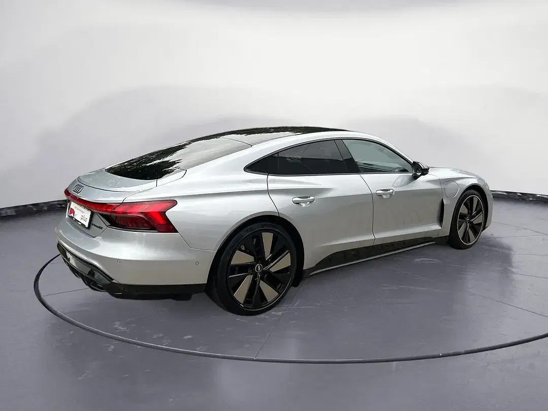 Audi RS e-tron GT - Thumbnail 7