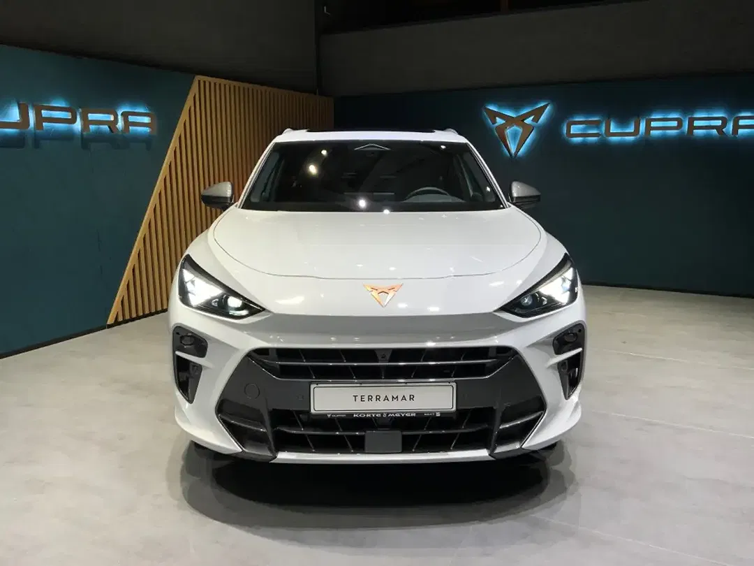 CUPRA Terramar - Thumbnail 3