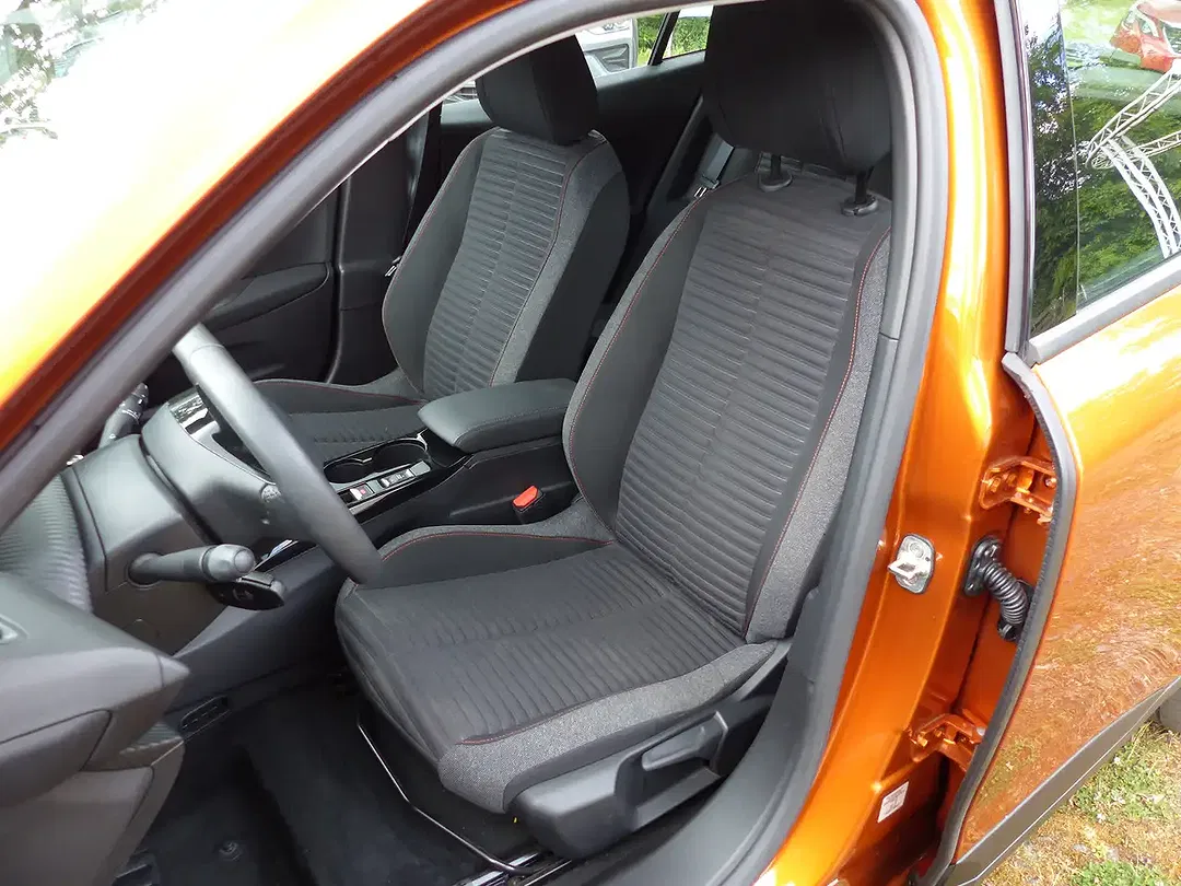 Peugeot 2008 - Thumbnail 12