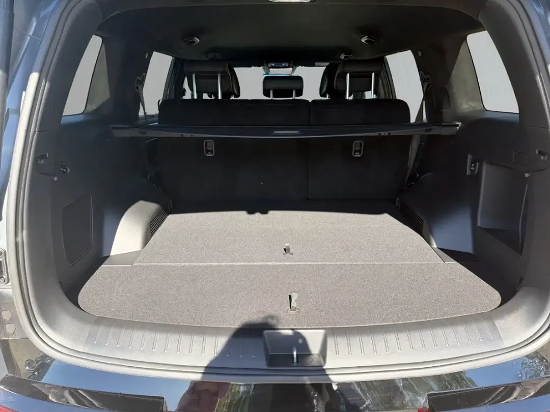 Hyundai SANTA FE - Thumbnail 12