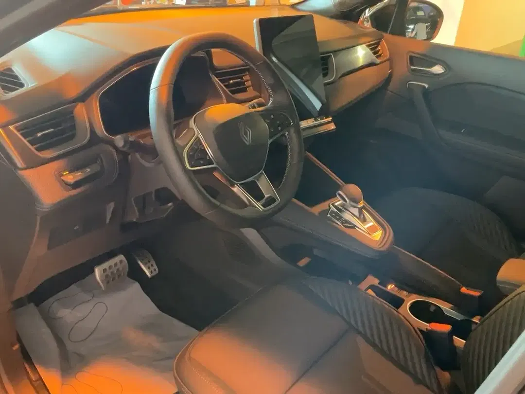 Renault Symbioz - Thumbnail 8