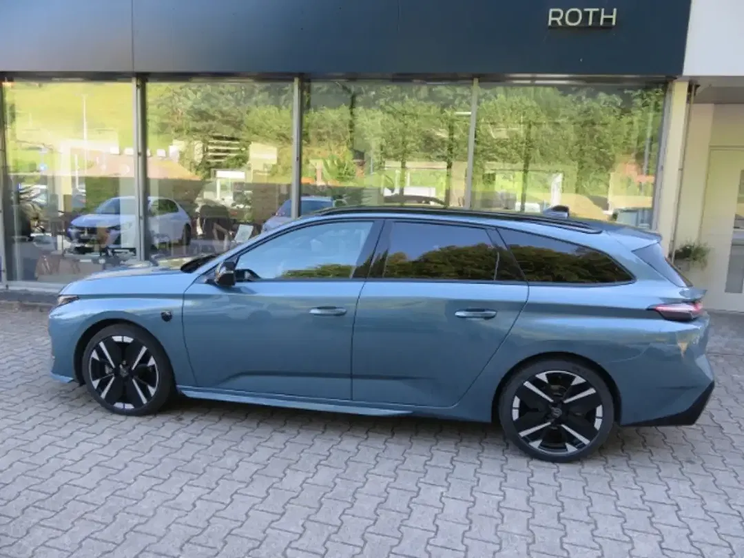 Peugeot 308 - Thumbnail 4