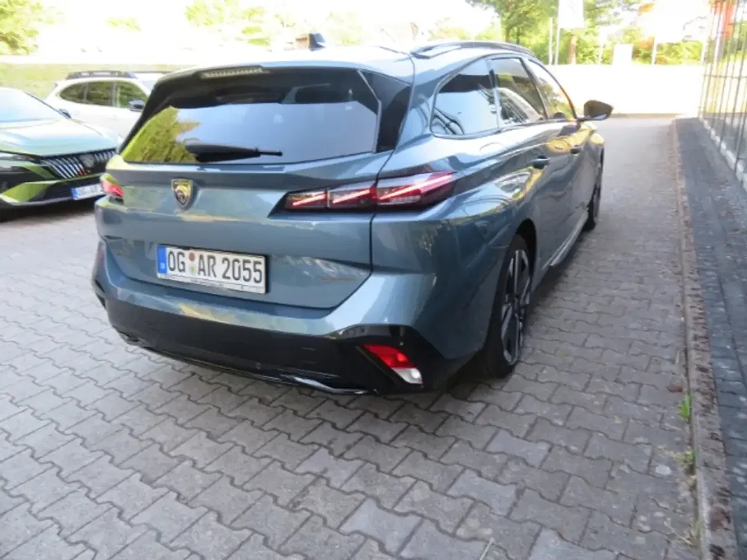 Peugeot 308 - Thumbnail 5