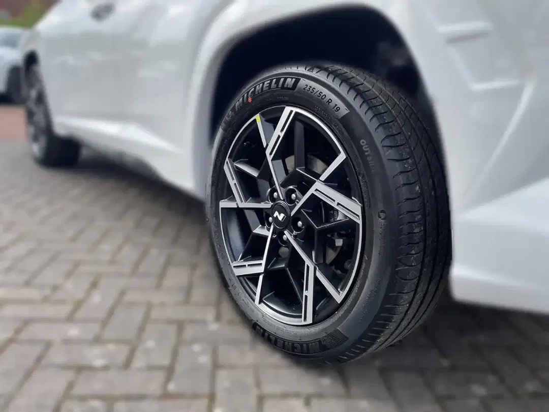 Hyundai TUCSON - Thumbnail 6