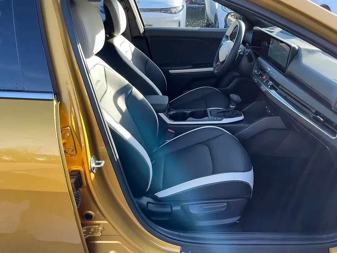 Kia K4 - Thumbnail 11