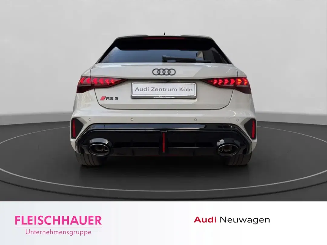 Audi RS3 - Thumbnail 6