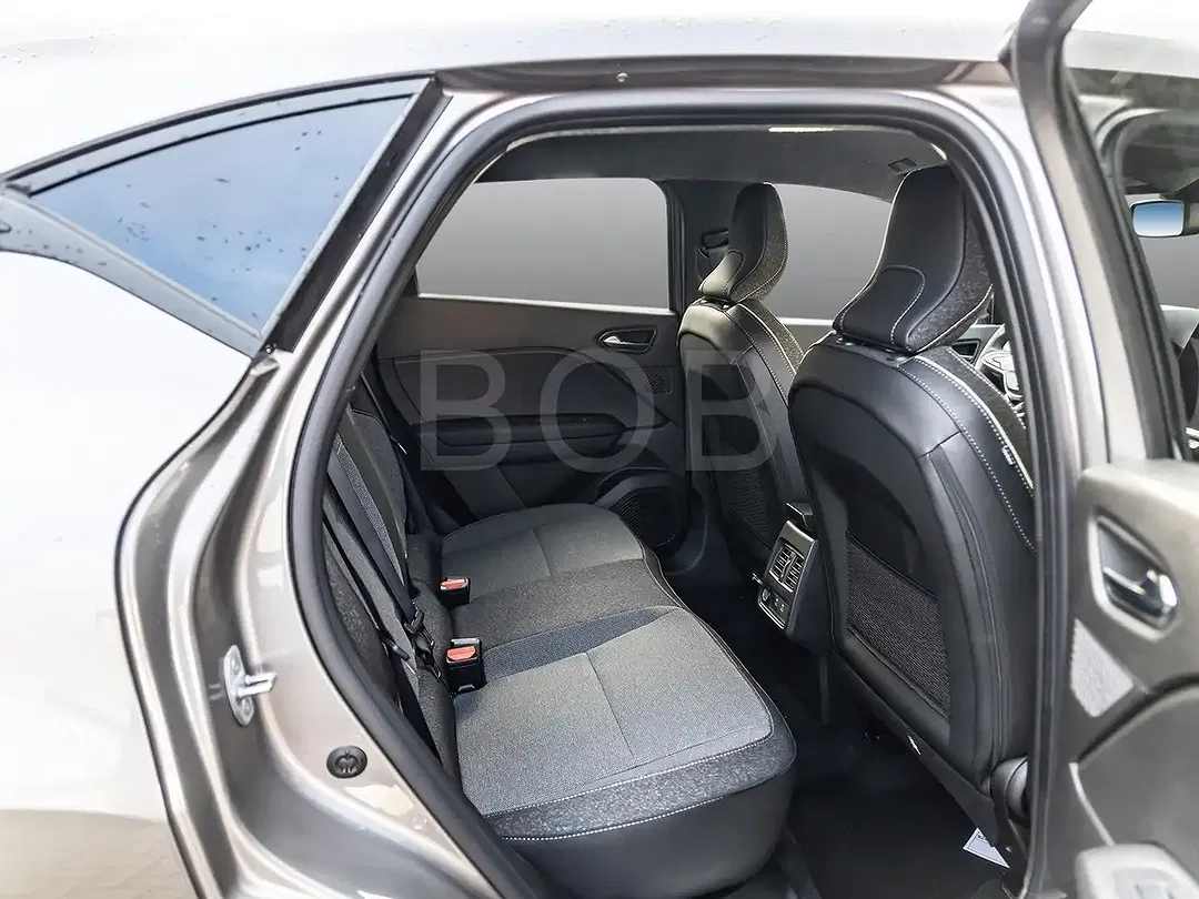 Renault Captur - Thumbnail 7