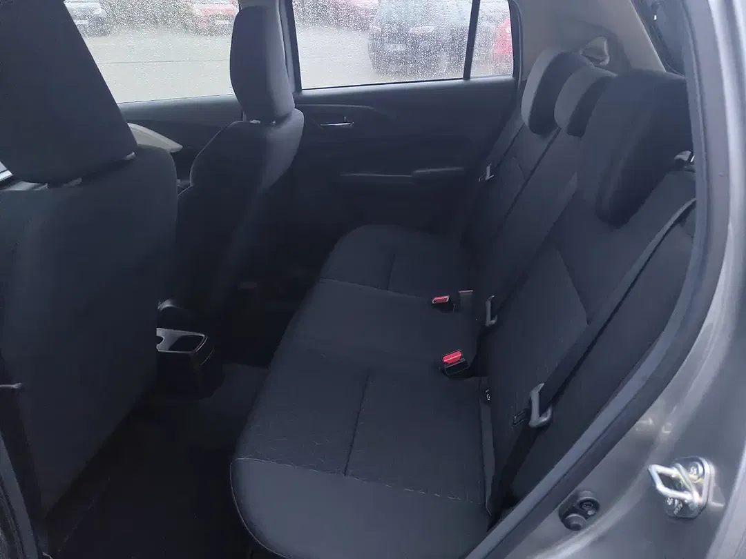 Suzuki Swift - Thumbnail 10
