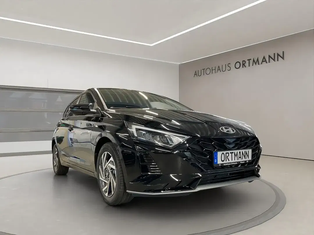 Hyundai i20 - Thumbnail 1