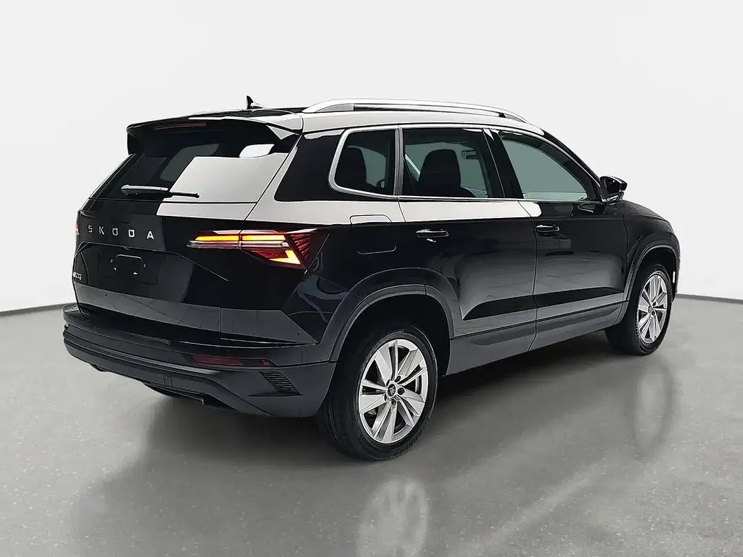 Skoda Karoq - Thumbnail 4