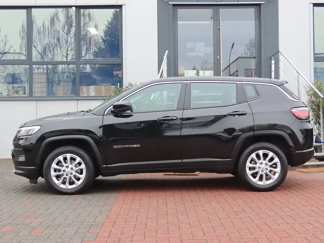 Jeep Compass - Thumbnail 11