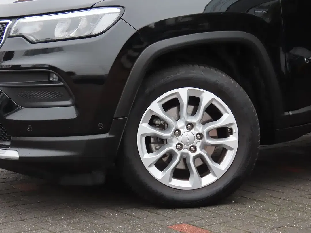 Jeep Compass - Thumbnail 5