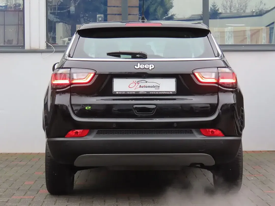 Jeep Compass - Thumbnail 7