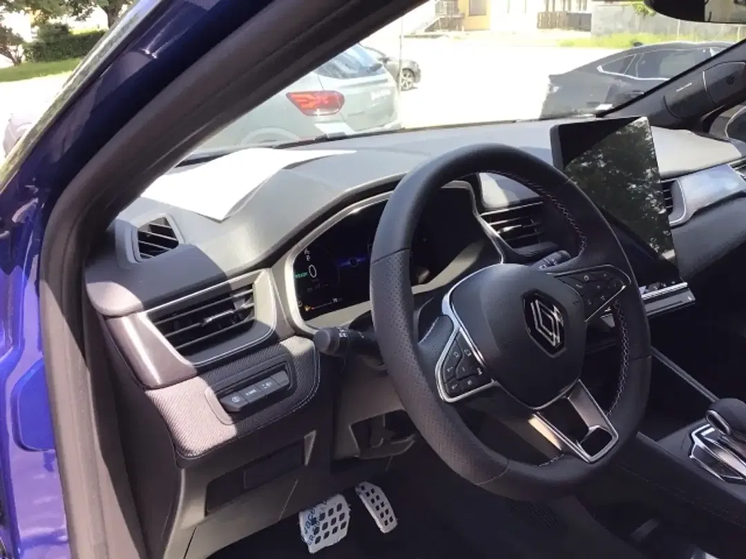 Renault Captur - Thumbnail 10