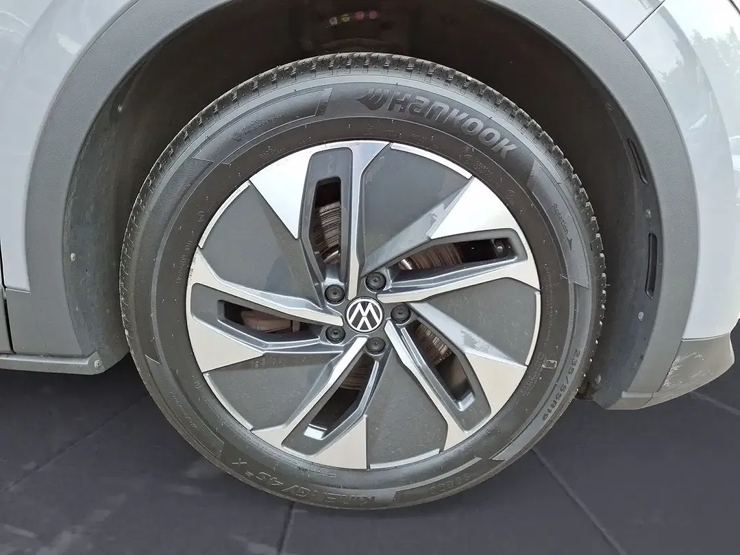 Volkswagen ID.4 - Thumbnail 11