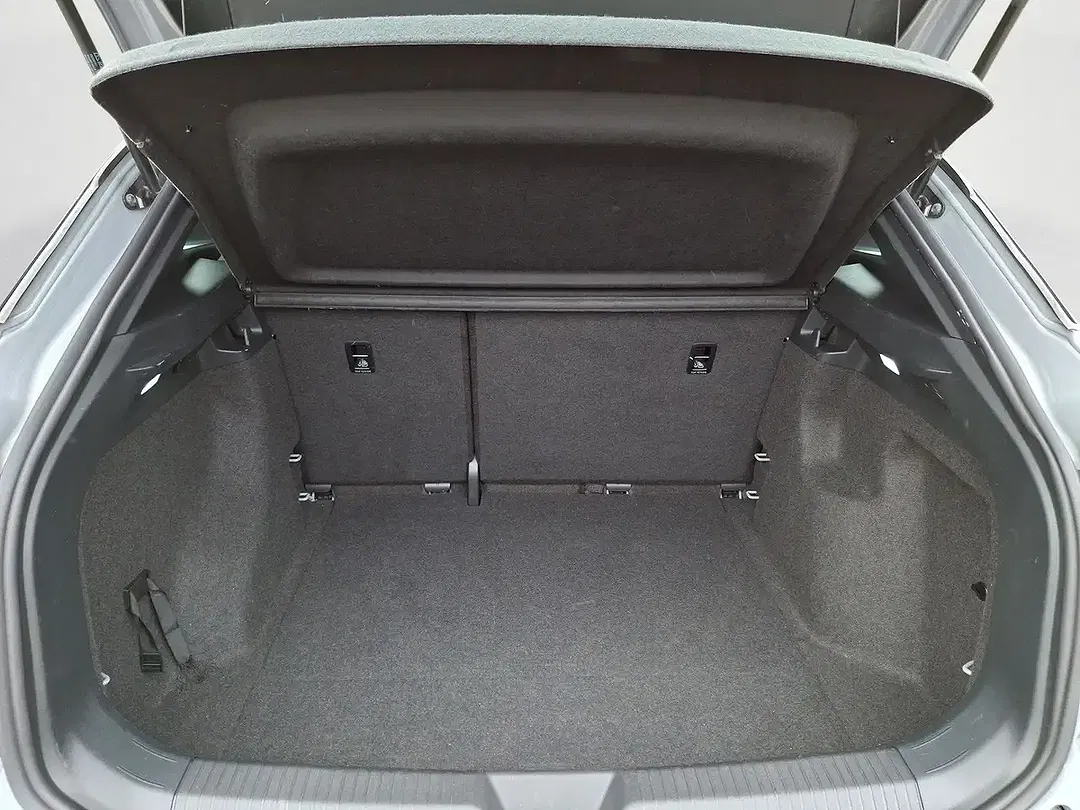 Volkswagen ID.4 - Thumbnail 12