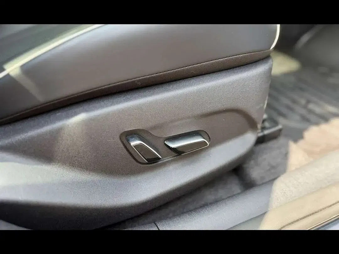 BYD Dolphin - Thumbnail 12