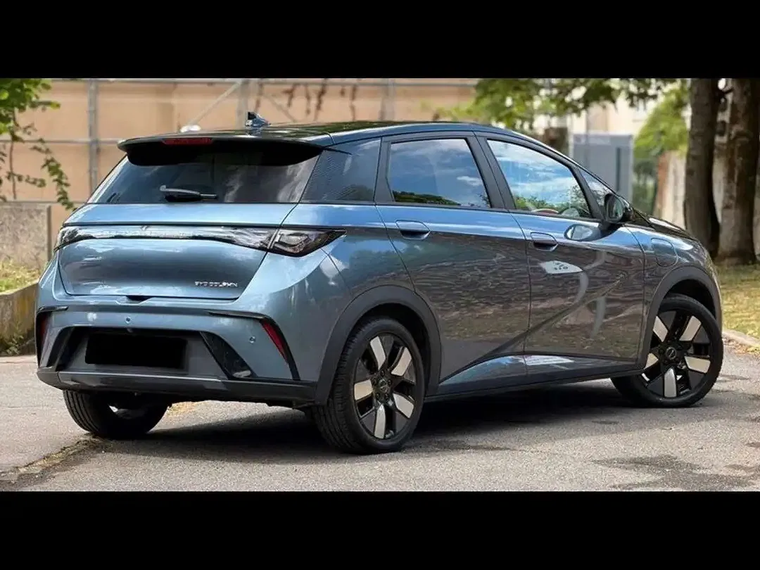 BYD Dolphin - Thumbnail 4
