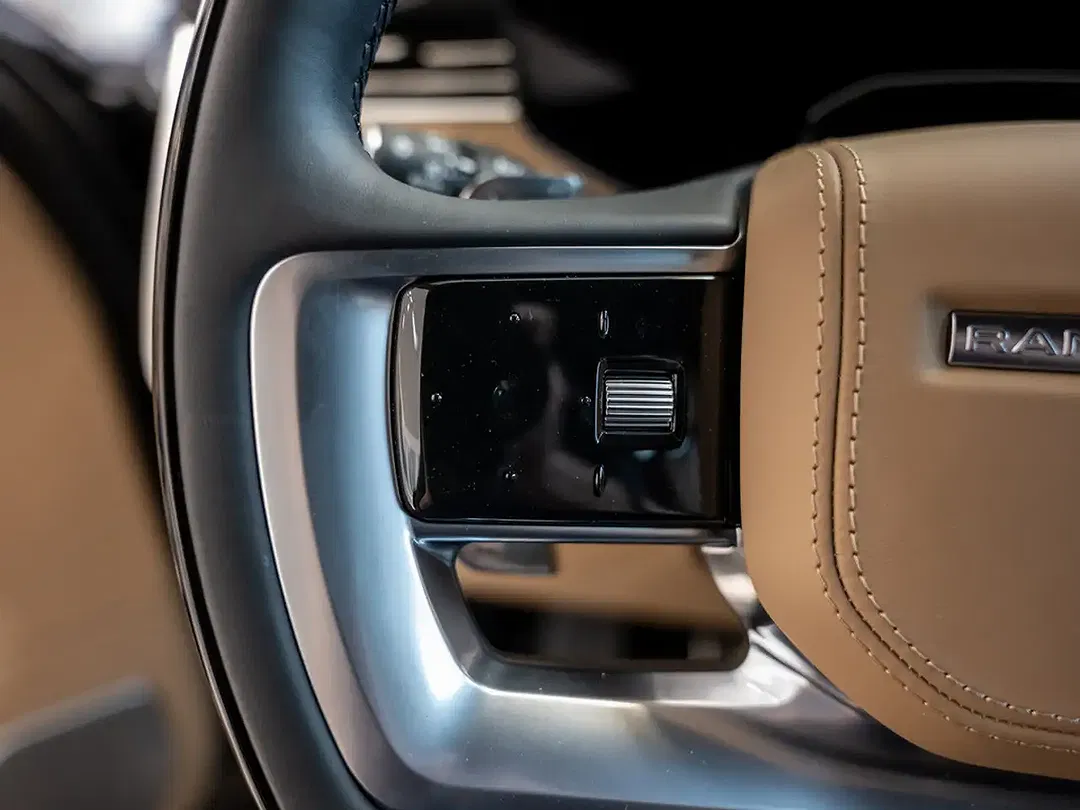 Land Rover Range Rover - Thumbnail 11