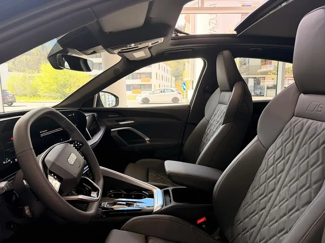 Audi SQ5 - Thumbnail 4