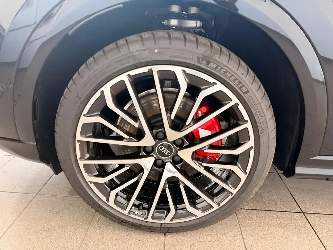 Audi SQ5 - Thumbnail 5