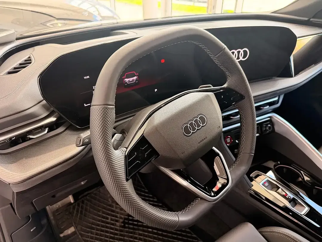 Audi SQ5 - Thumbnail 9