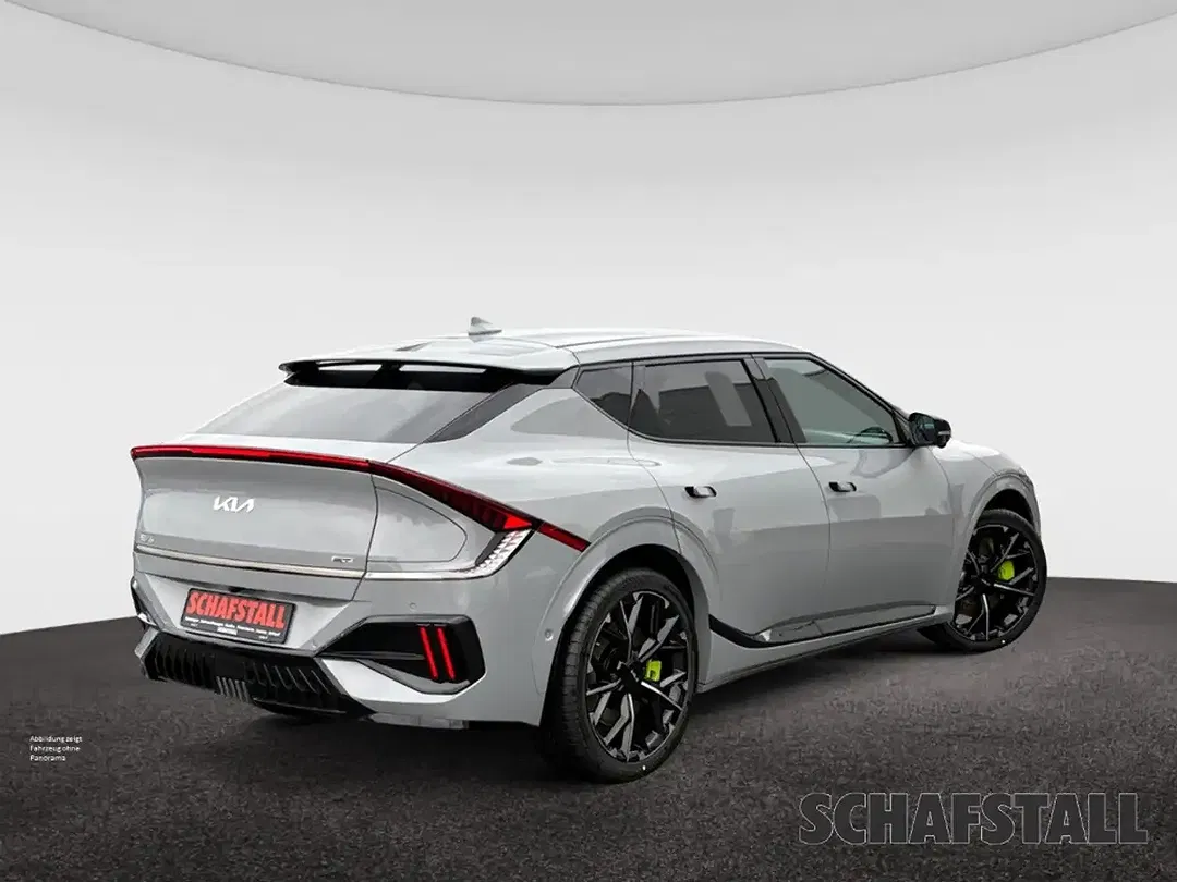 Kia EV6 - Thumbnail 6