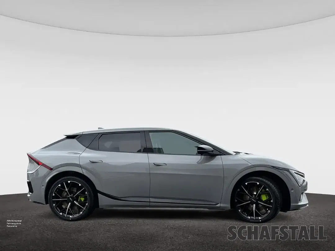Kia EV6 - Thumbnail 7