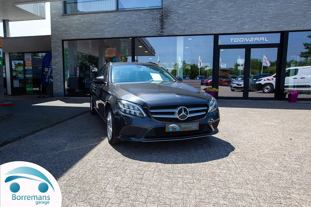 Mercedes-Benz C 180