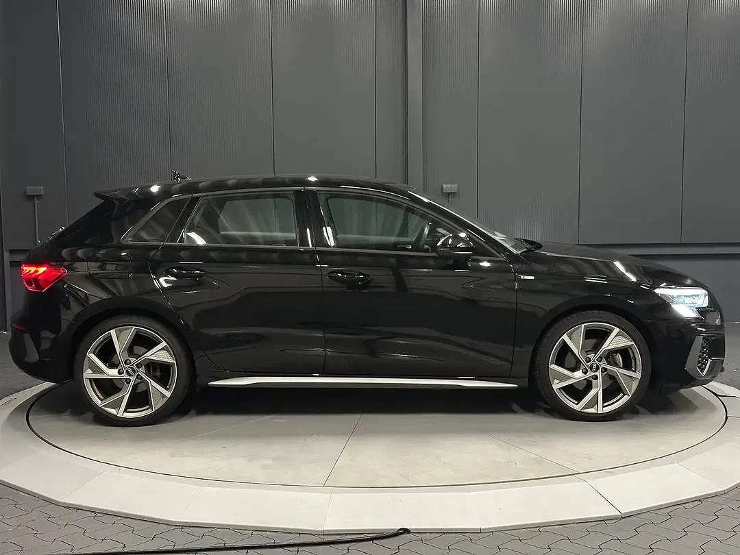 Audi A3 - Thumbnail 6