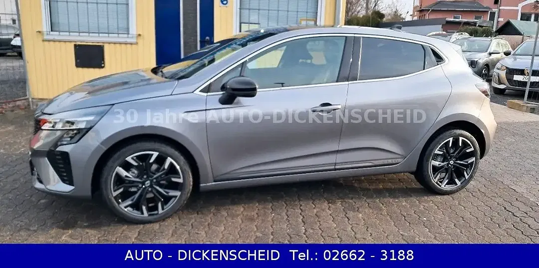 Renault Clio - Thumbnail 13