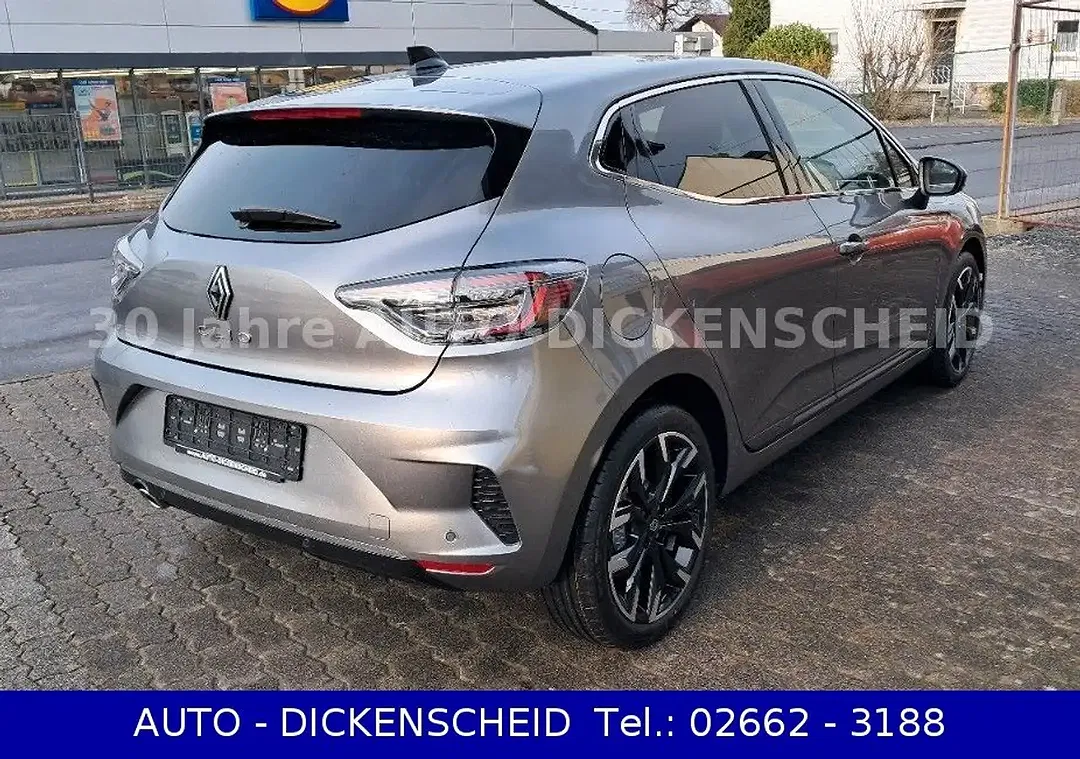 Renault Clio - Thumbnail 9